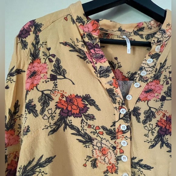 Free people floral blouse - Picture 2 of 4